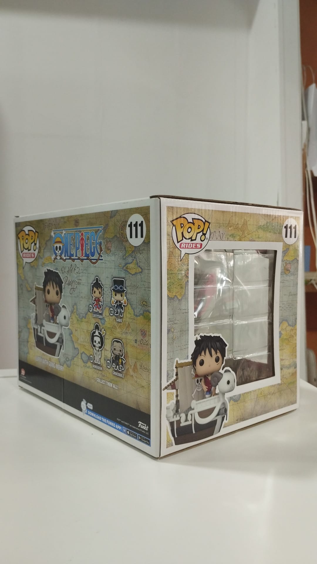 Funko POP Luffy With Going Merry 111 - One Piece Exclusivo