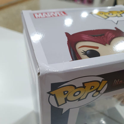 Funko POP Scarlet Witch with Book (Scarlet Witch) 823 - Wandavision - Marvel